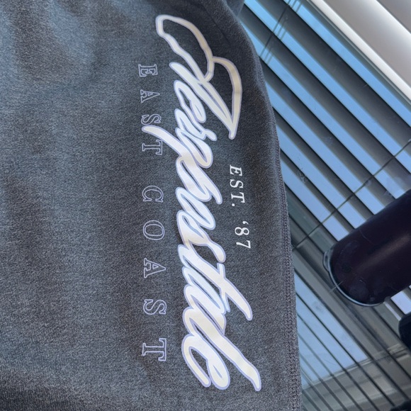 Aeropostale East Coast jogger sweatpants in a dark grey color - Picture 7 of 7